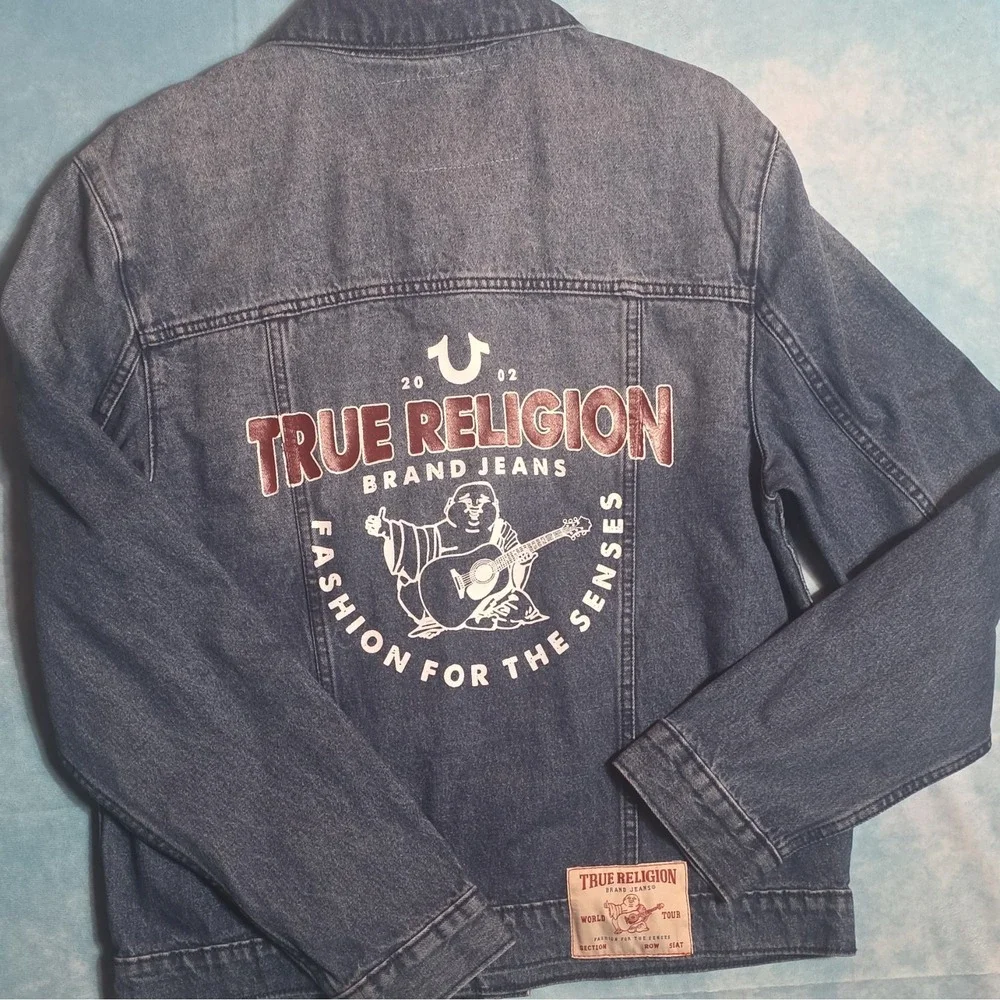 True Religion Men's Blue Jean Jacket Size M Logo Embroidered Button Pockets